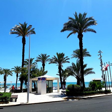 Almudena Estudio Torrevieja Exterior photo