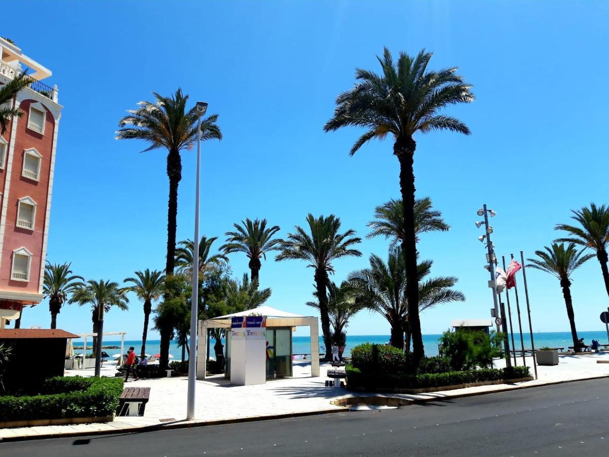 Almudena Estudio Torrevieja Exterior photo